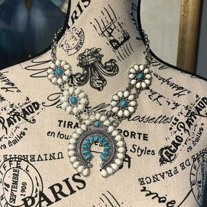 COPY - Western Navajo Zuni vibe necklace. NWT